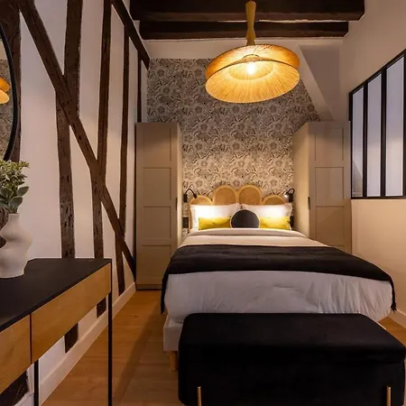 아파트 Parisian Luxury Living Rue Dauphine Saint-germain-des-pres 파리